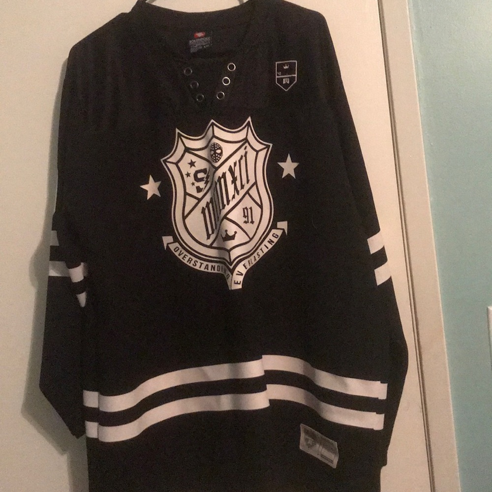 Black jersey top